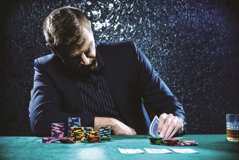 Full House quyết định cục diện ván chơi Poker